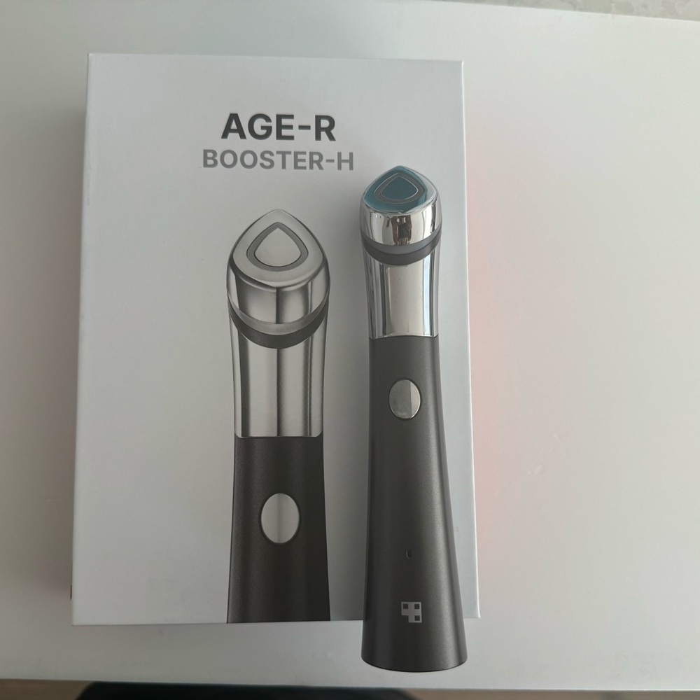 Medicube Age R booster H skin device